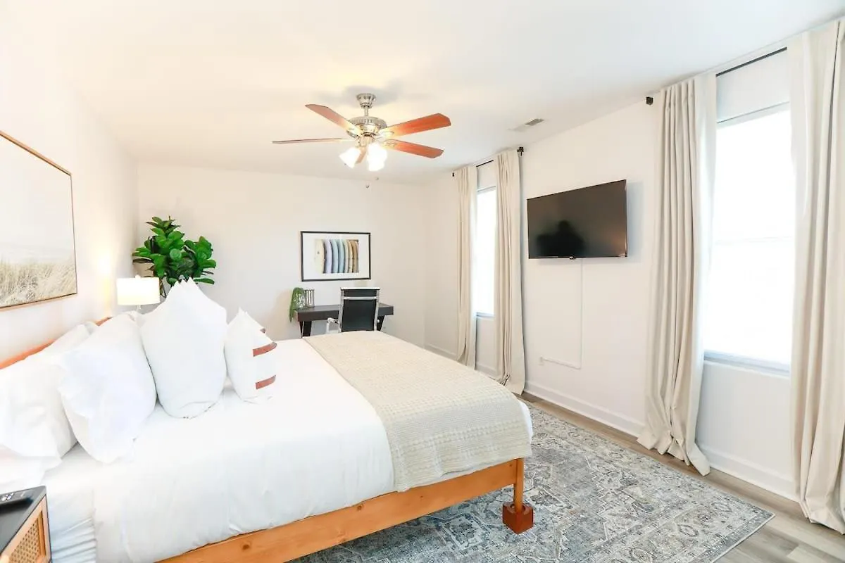Holiday home Sojourn Mi Kai The Crib 4 Bedroom Family House North Camellia Acres United States
