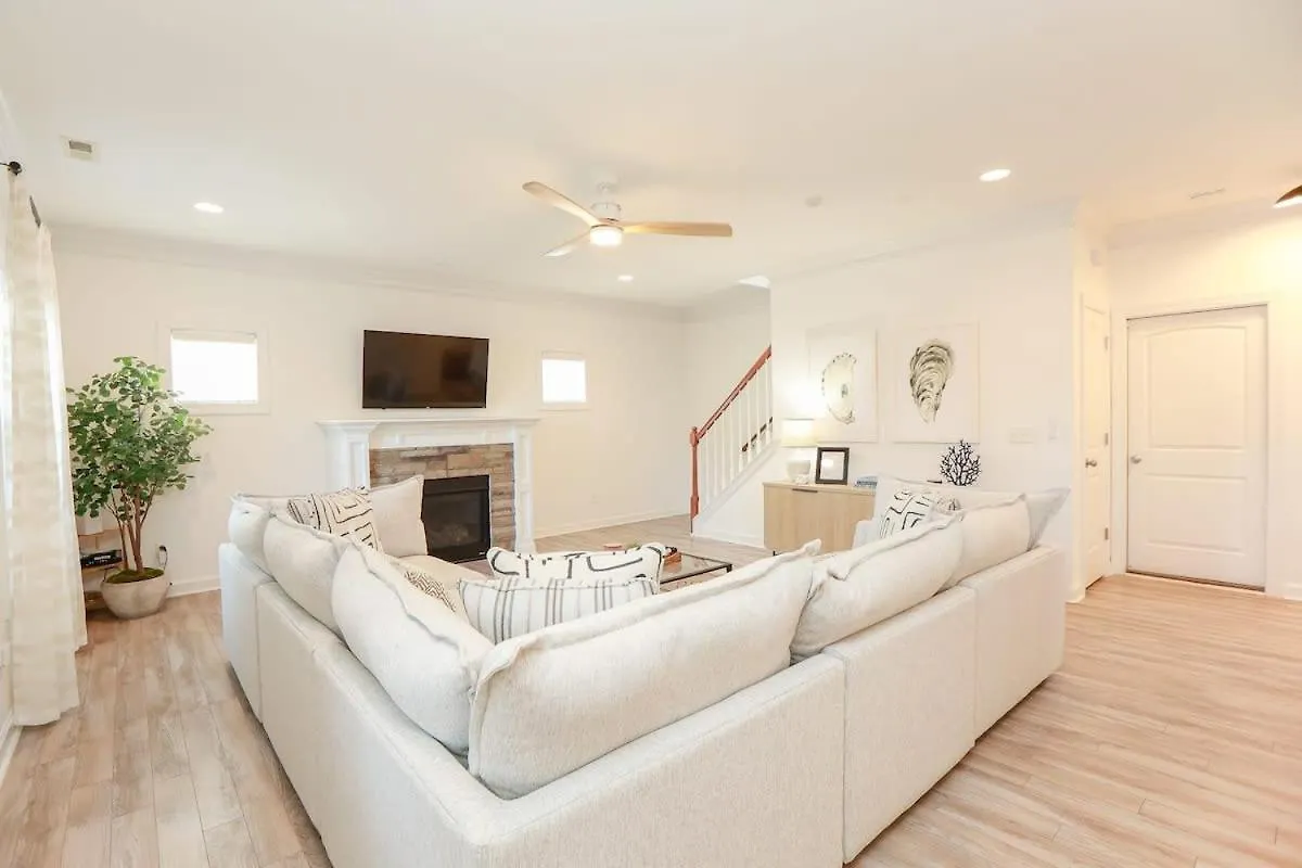 Sojourn Mi Kai The Crib 4 Bedroom Family House North Camellia Acres