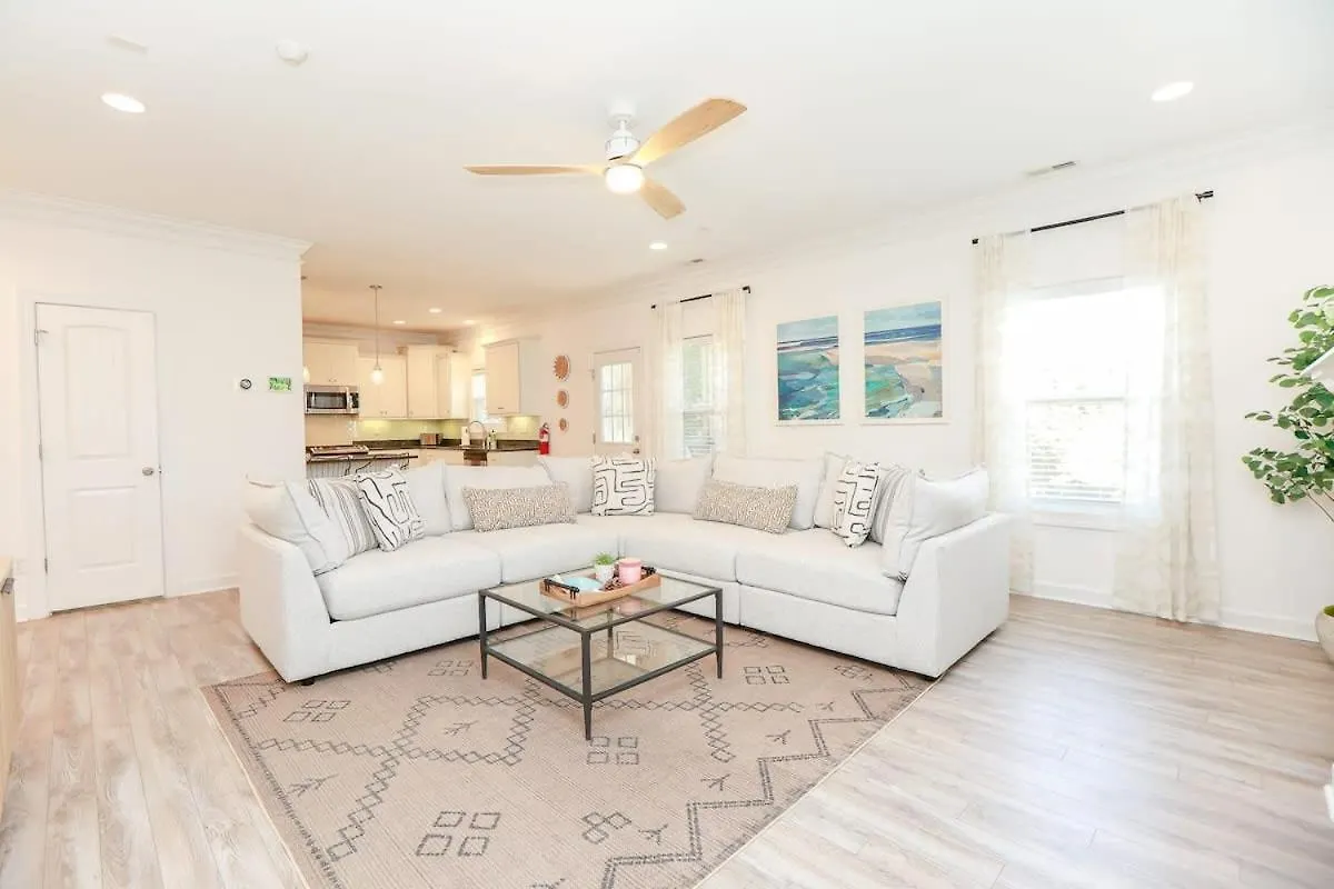 Sojourn Mi Kai The Crib 4 Bedroom Family House North Camellia Acres