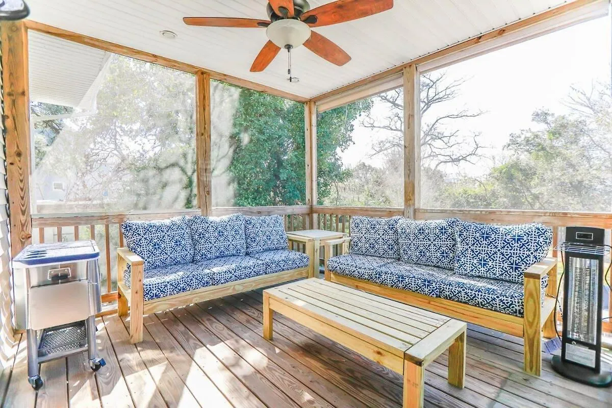 Sojourn Mi Kai The Crib 4 Bedroom Family House North Camellia Acres Holiday home